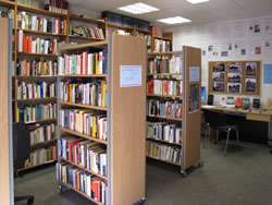 Regale auf Rollen Regale auf Rollen