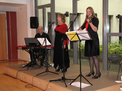 Barbara Kellerbauer und ihr Ensemble auf der Festveranstaltung Barbara Kellerbauer und ihr Ensemble auf der Festveranstaltung